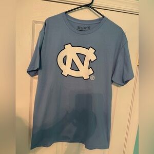 UNC Men’s Shirt Large New With Tags